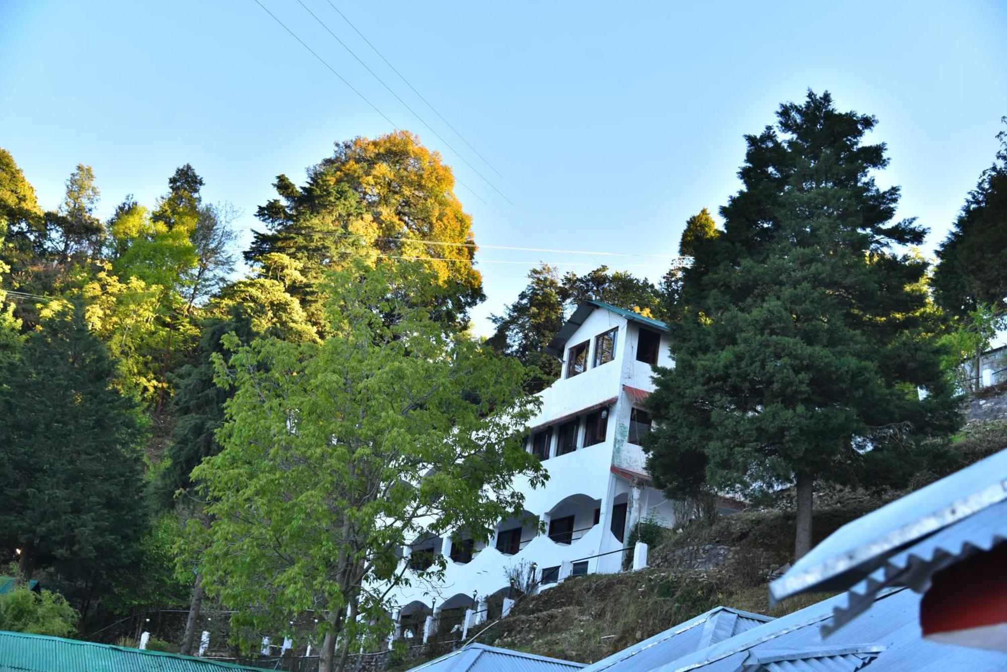 Kumaon Roop Resort Near Kainchi Dham Nainital Exterior photo