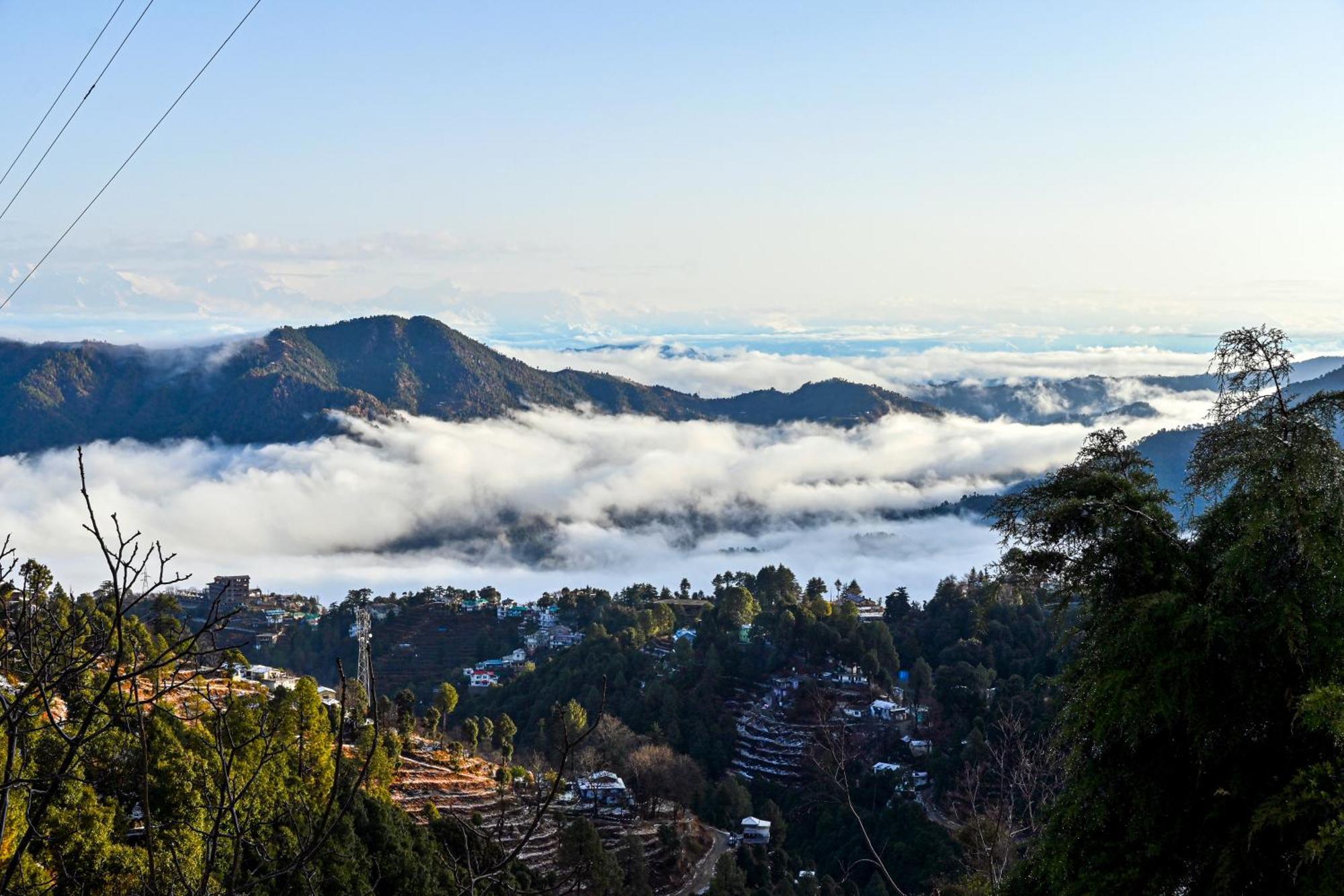 Kumaon Roop Resort Near Kainchi Dham Nainital Exterior photo